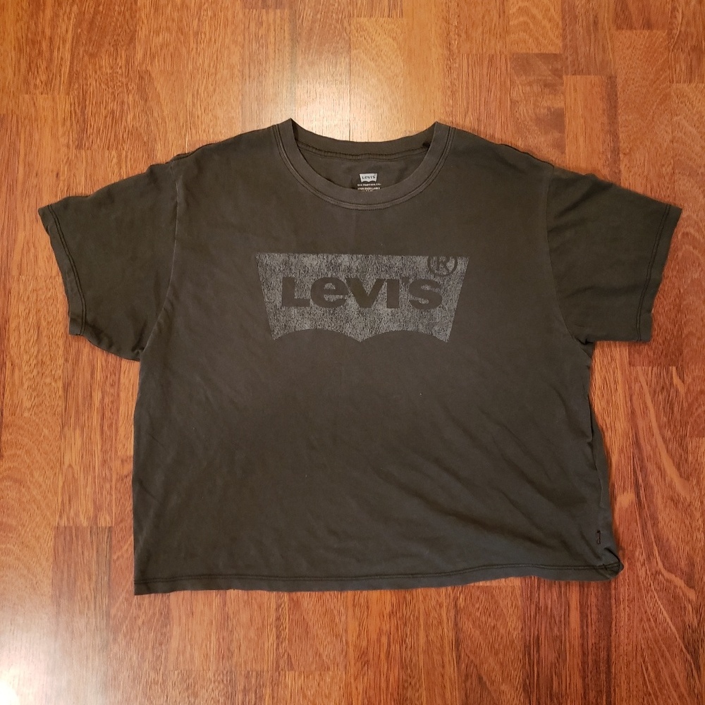 Levi's slightly cropped top